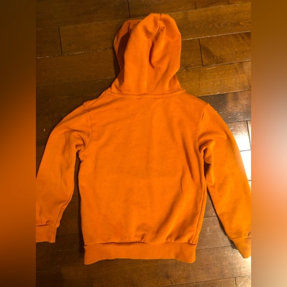 Jurassic Park Sweatshirt. Size 6-8. Dinosaur youth sweater. - Picture 2 of 3